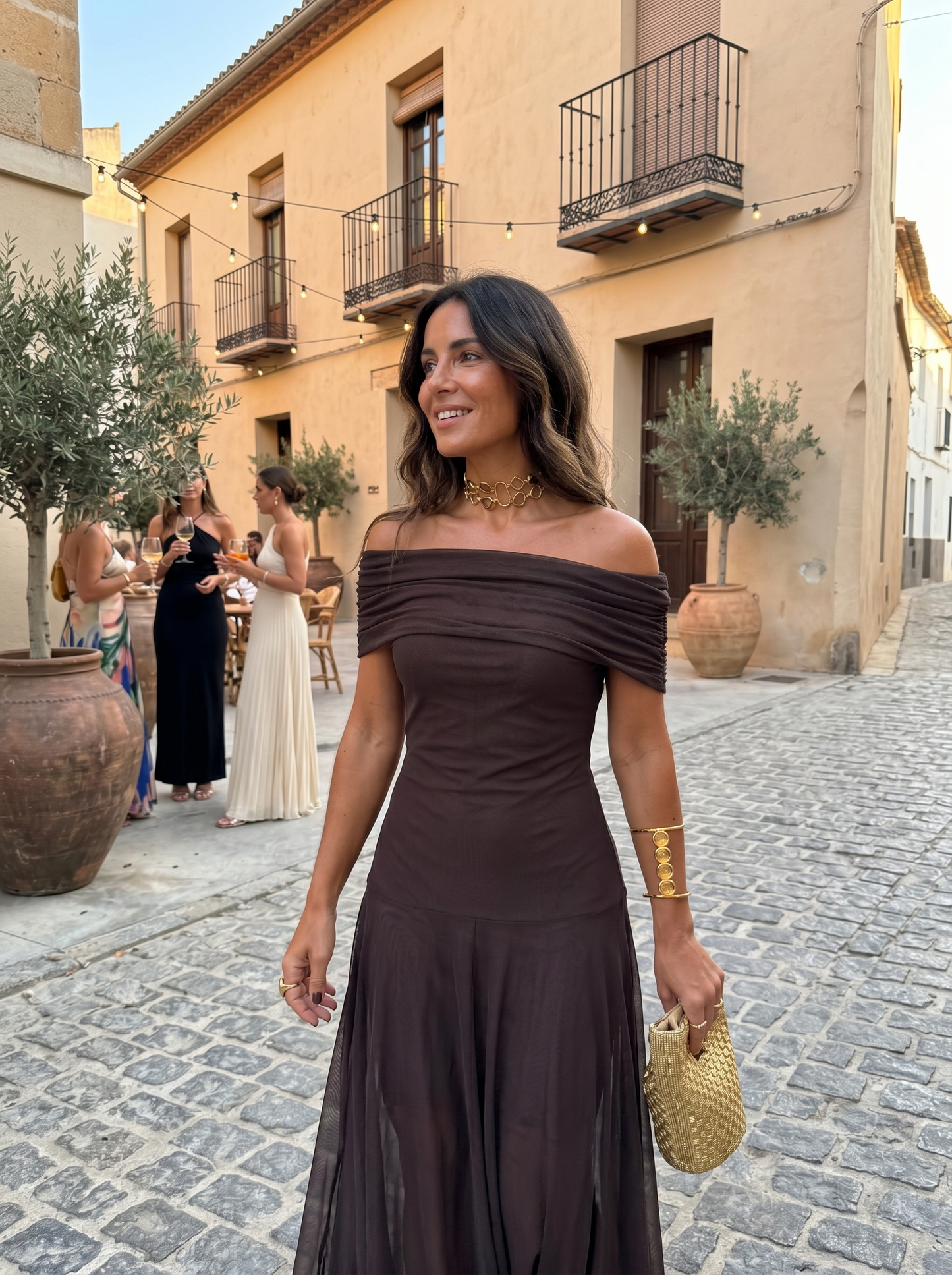 Carla | A simple yet elegant maxi dress