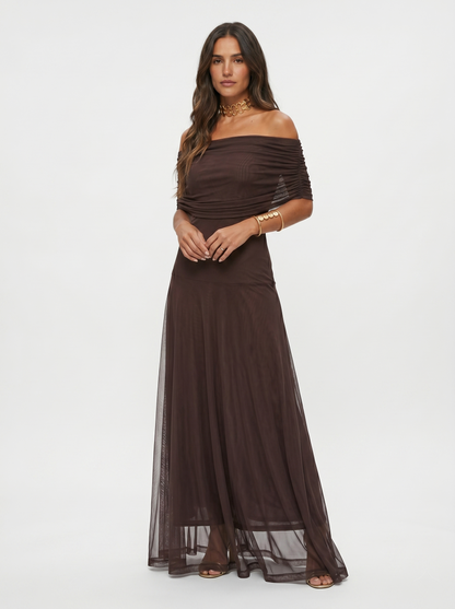 Carla | A simple yet elegant maxi dress