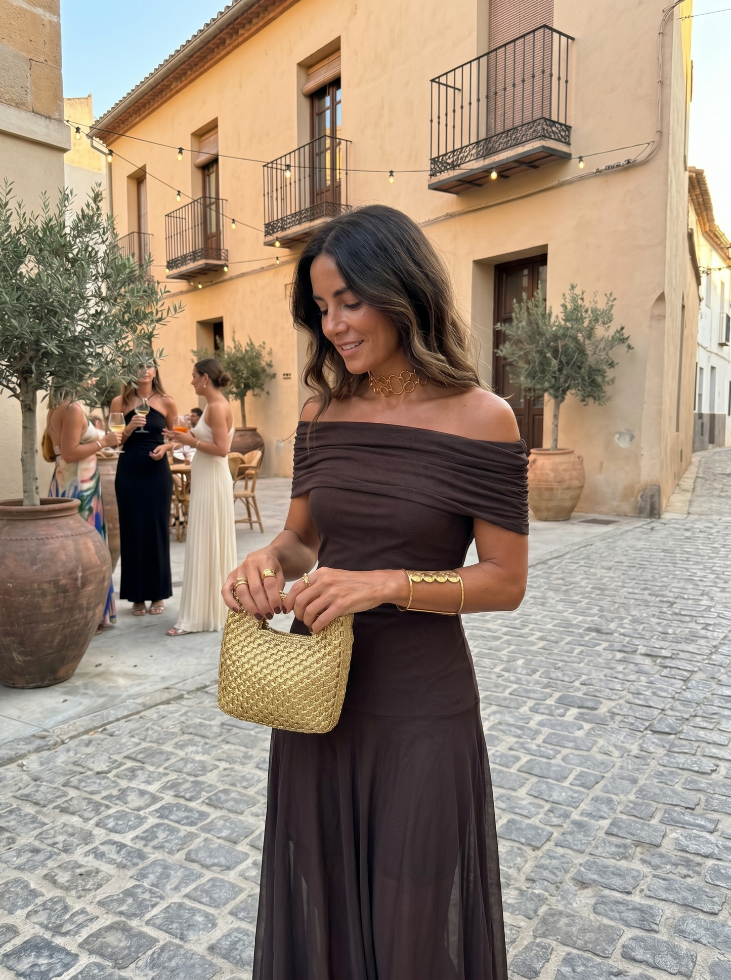 Carla | A simple yet elegant maxi dress